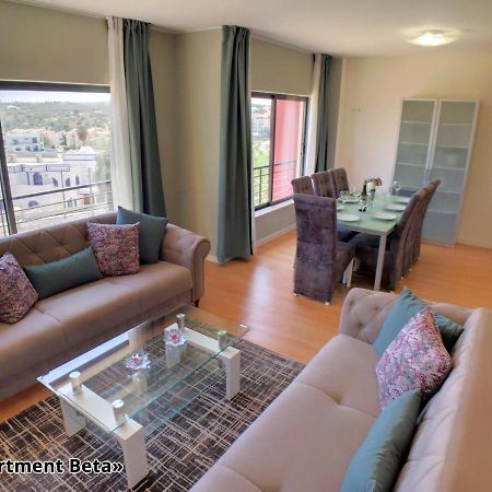 Apartment Beta - 2 Bedrooms, Private Rooftop Patio With Hot Tub, Bbq And View Ferragudo  Exterior photo